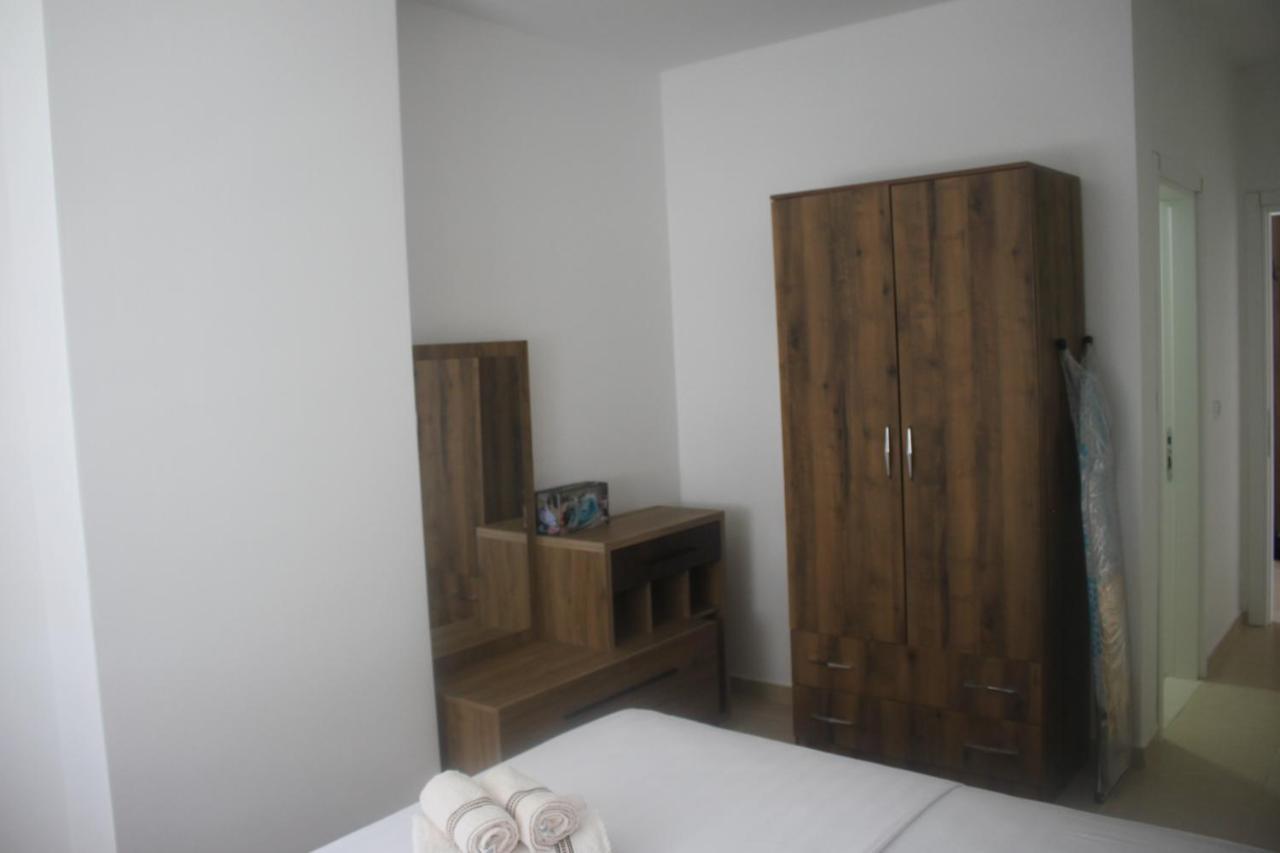 Everest Apartments Shëngjin Exterior foto